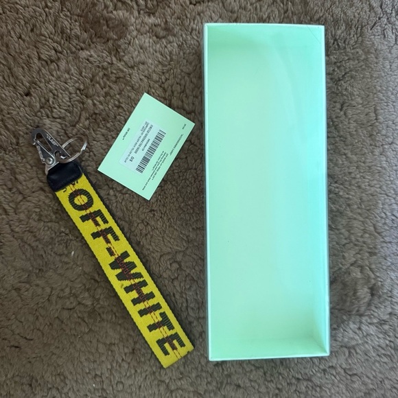 Off-White Yellow and Black Keychain - Picture 3 of 6